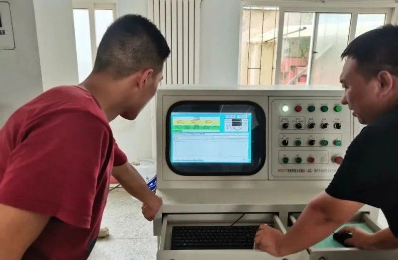 SEAL Qingdao Ruichen dokončil test těsnění oleje CSH-X-05